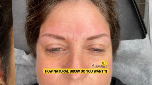 Natural microblading eyebrows